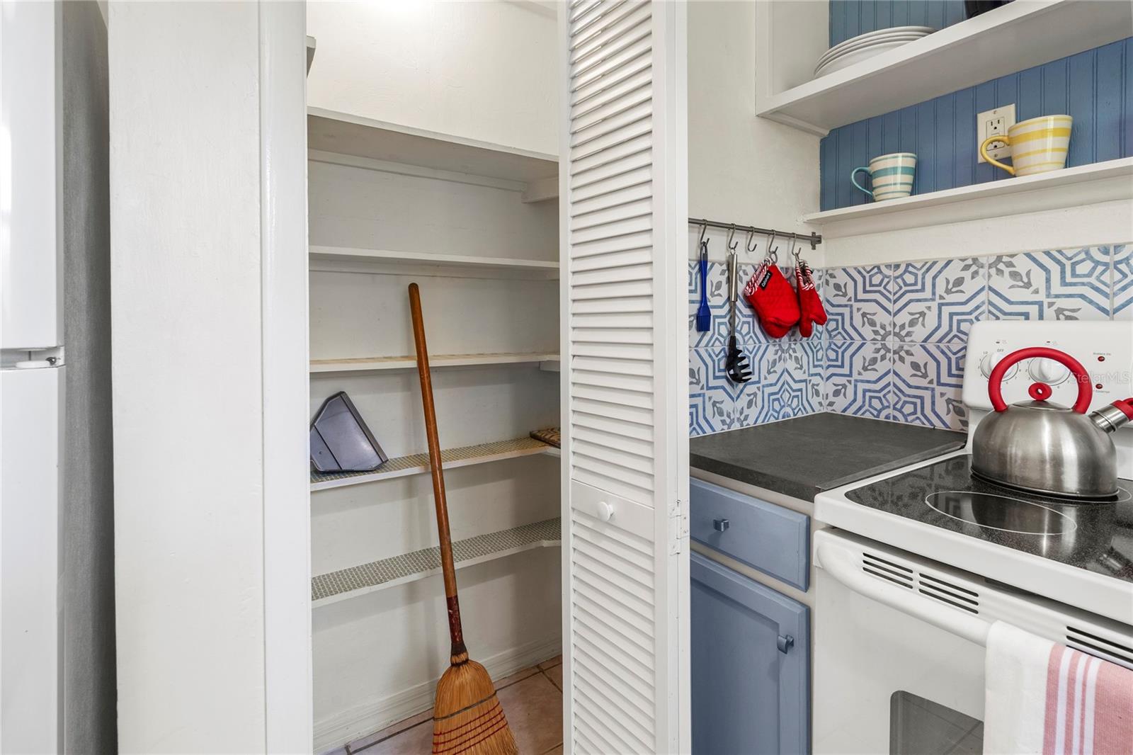 Image 17 of 52 For 1350 40th Street