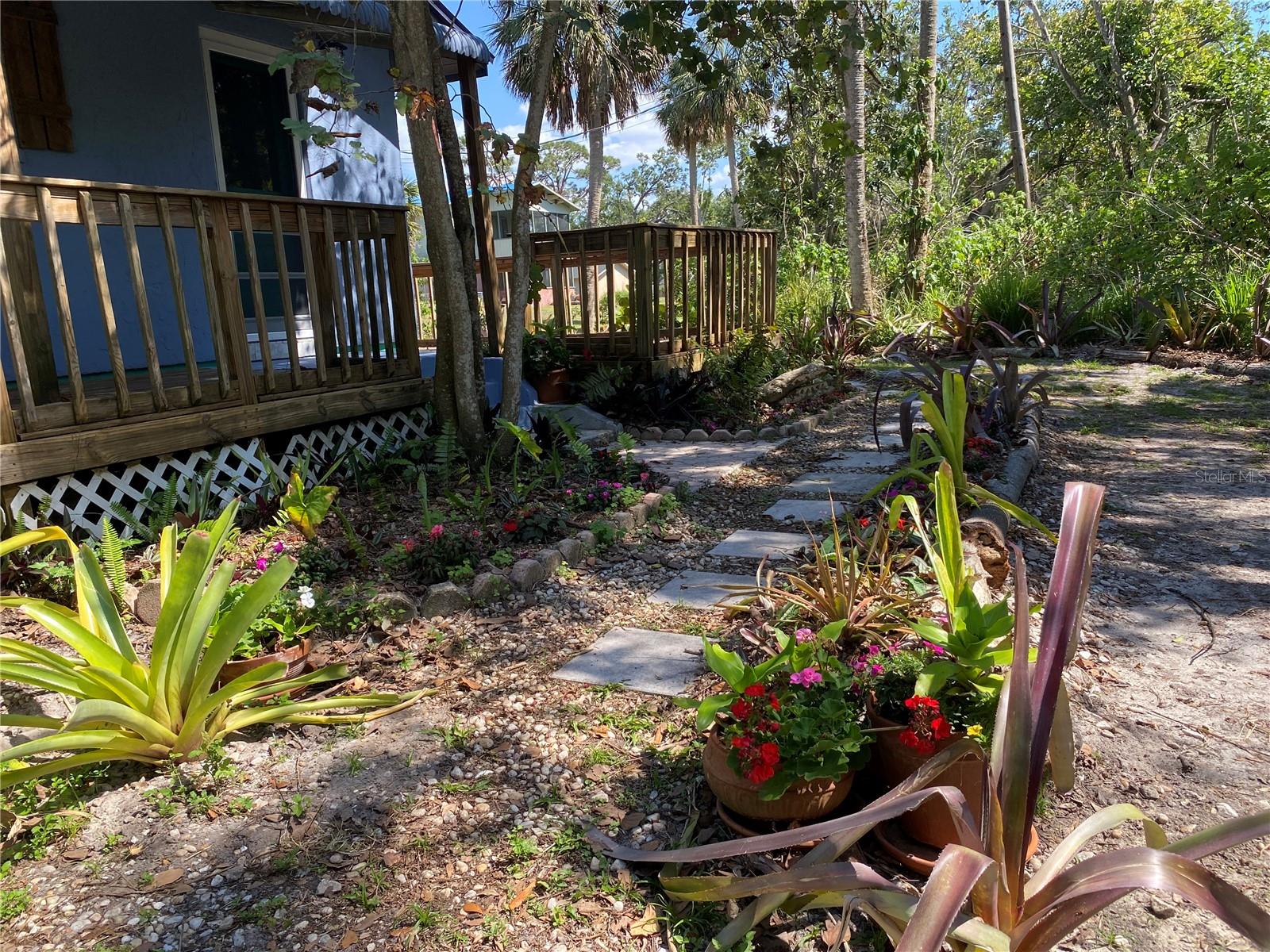 Image 33 of 52 For 1350 40th Street