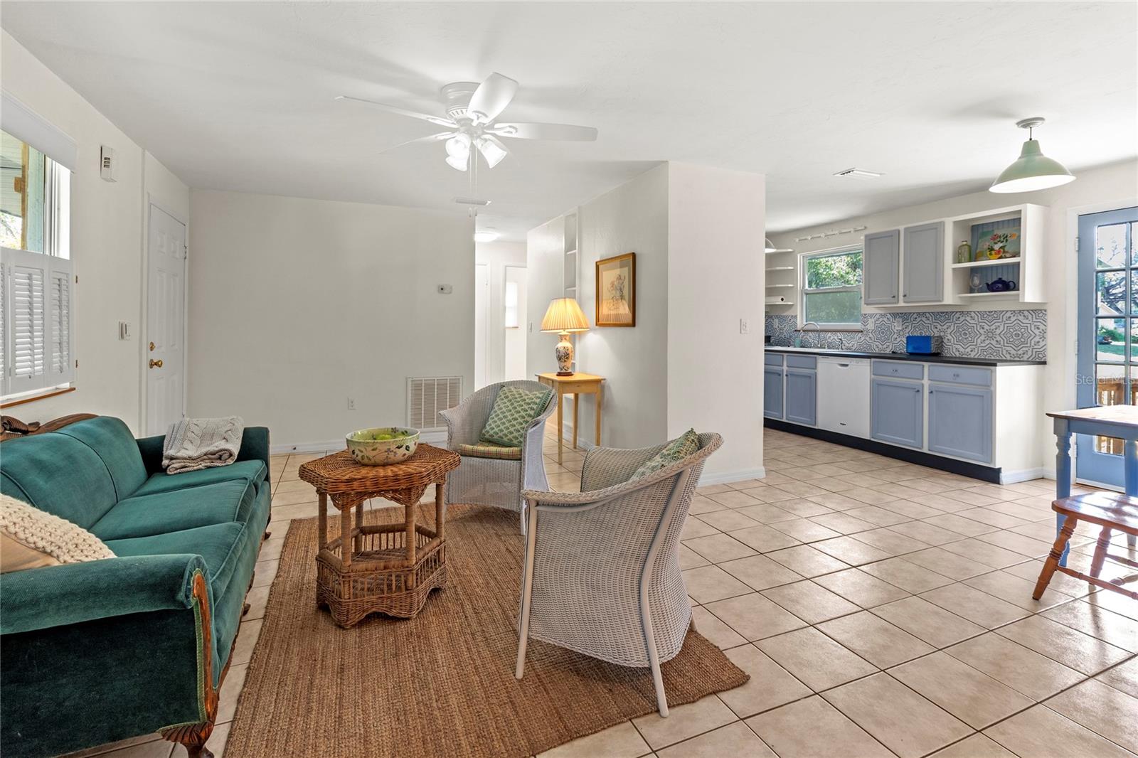 Image 7 of 52 For 1350 40th Street
