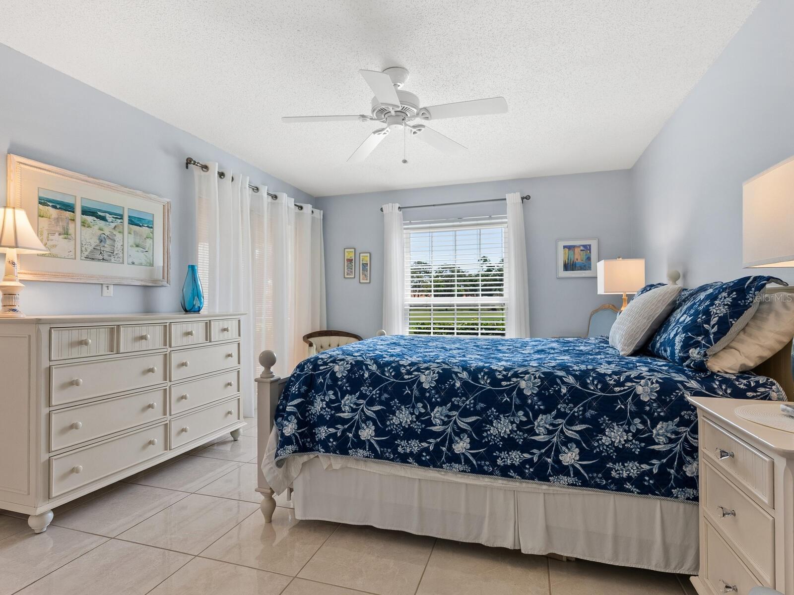 Image 20 of 54 For 4355 Longmeadow  23