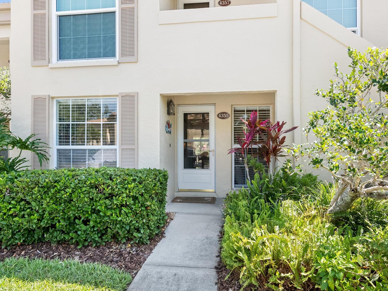 Image 3 of 54 For 4355 Longmeadow  23