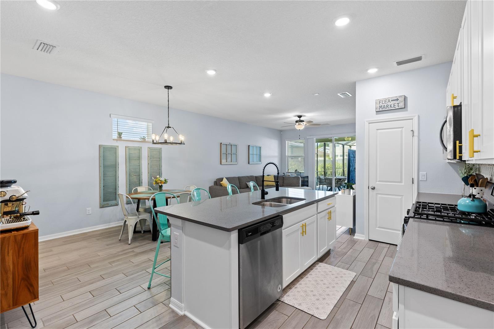 Image 7 of 48 For 5861 Bungalow Grove Court