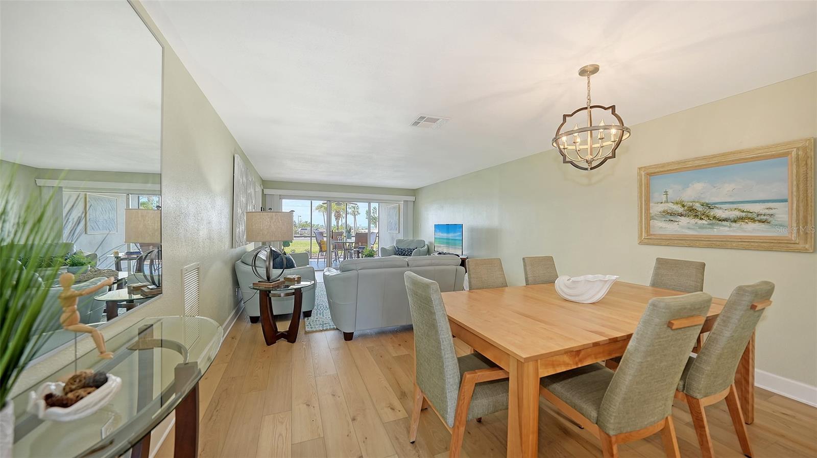 Image 13 of 74 For 777 Beach Road 1b
