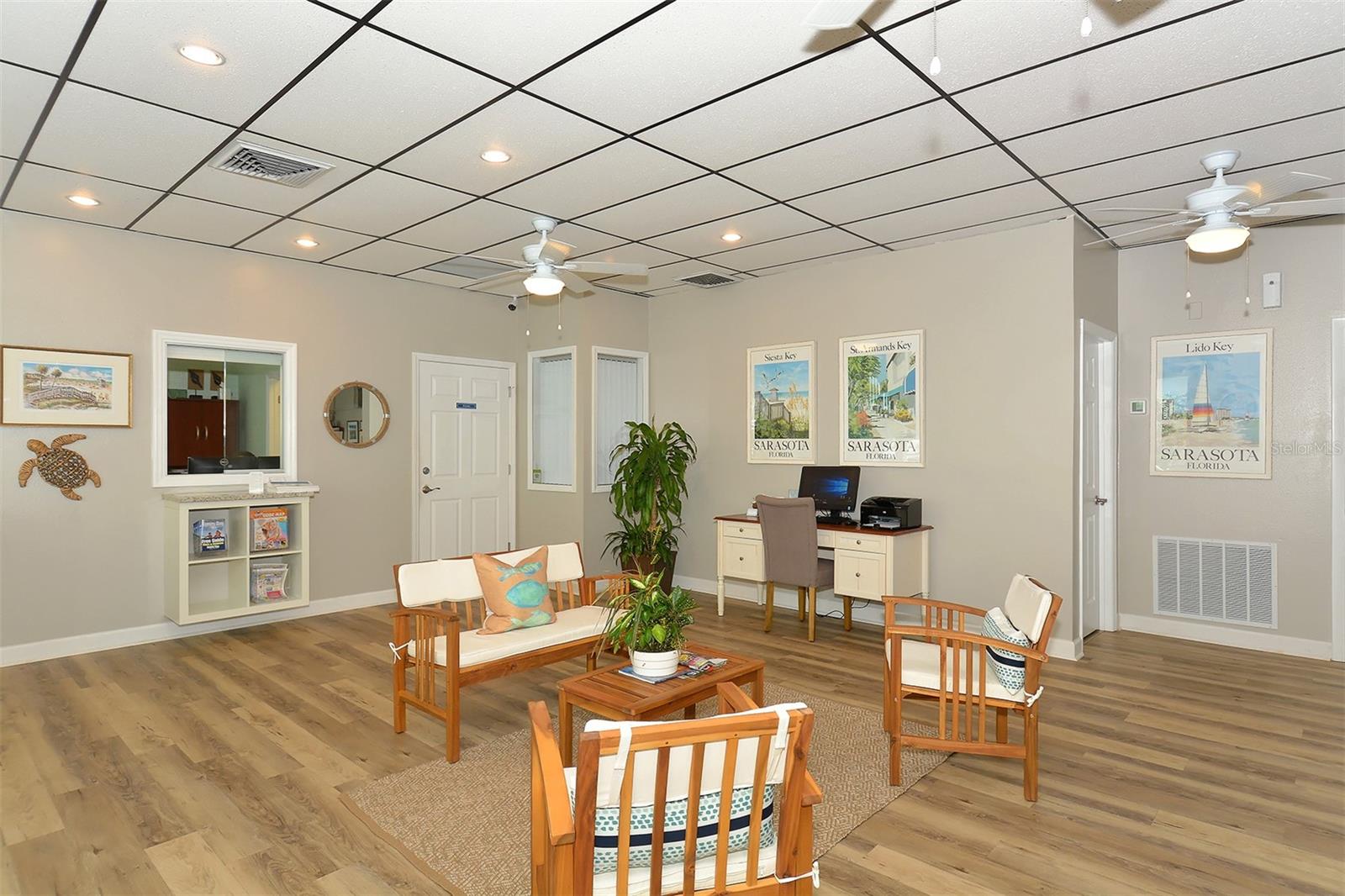 Image 42 of 74 For 777 Beach Road 1b