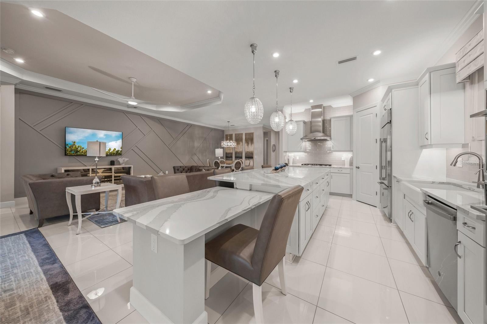 Image 15 of 99 For 4726 Zeno Court