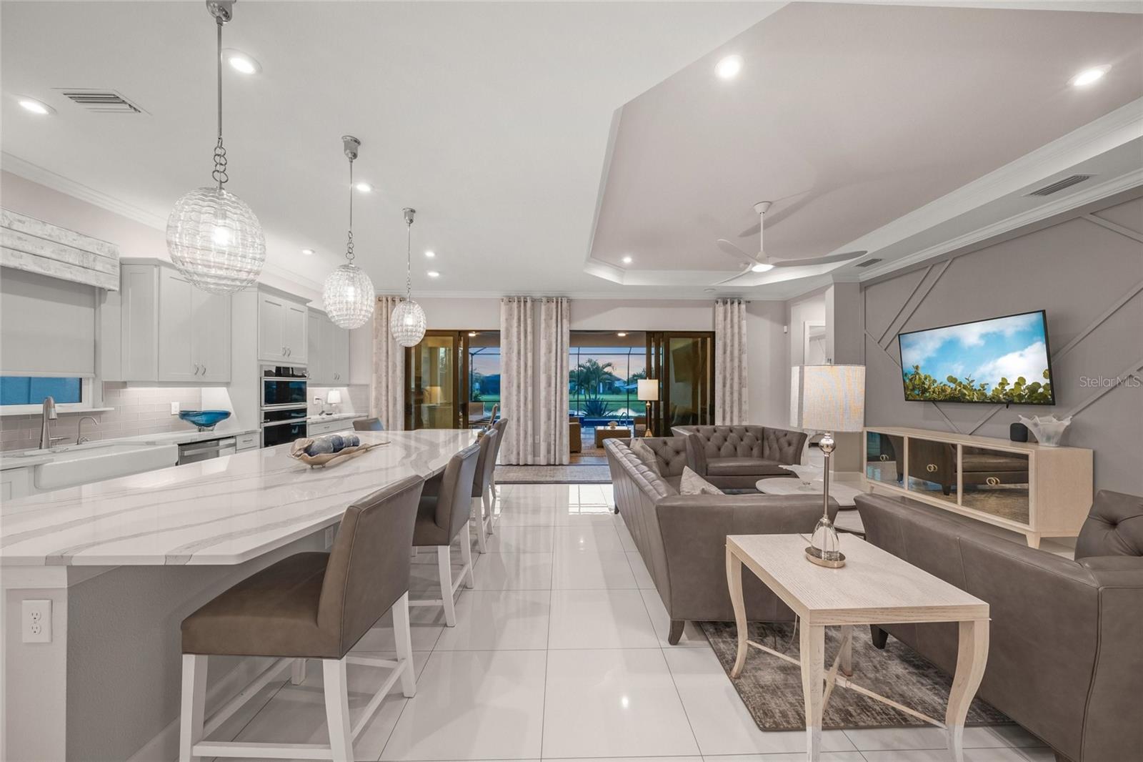 Image 17 of 99 For 4726 Zeno Court