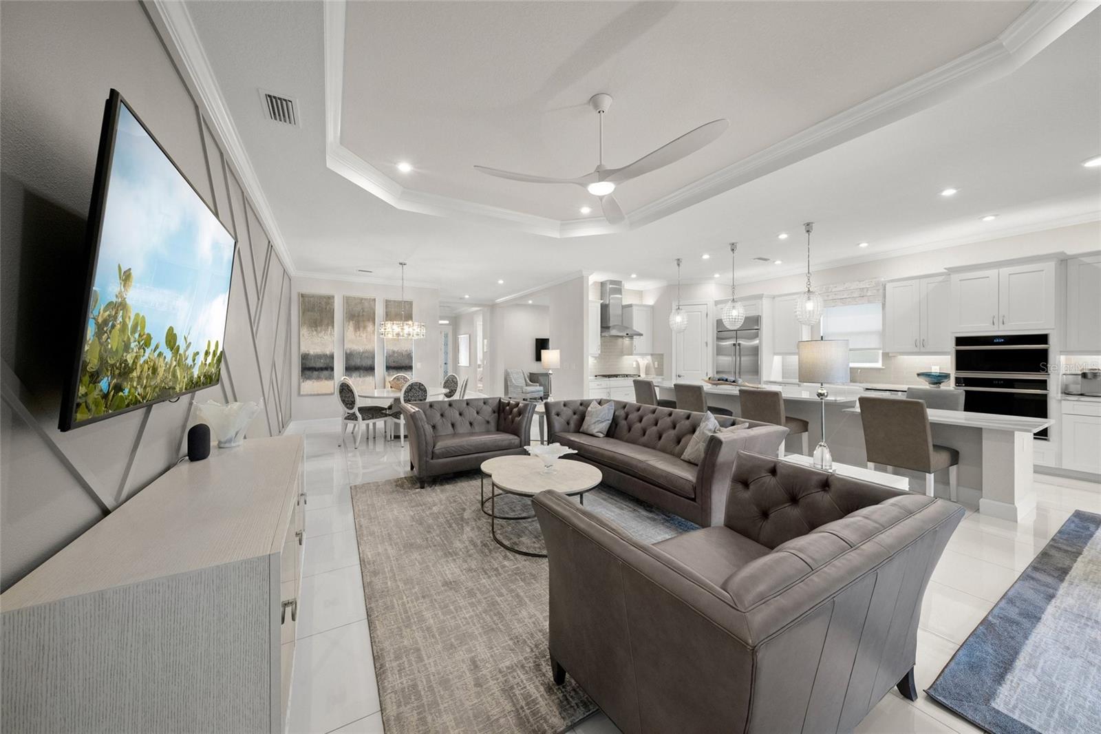 Image 21 of 99 For 4726 Zeno Court