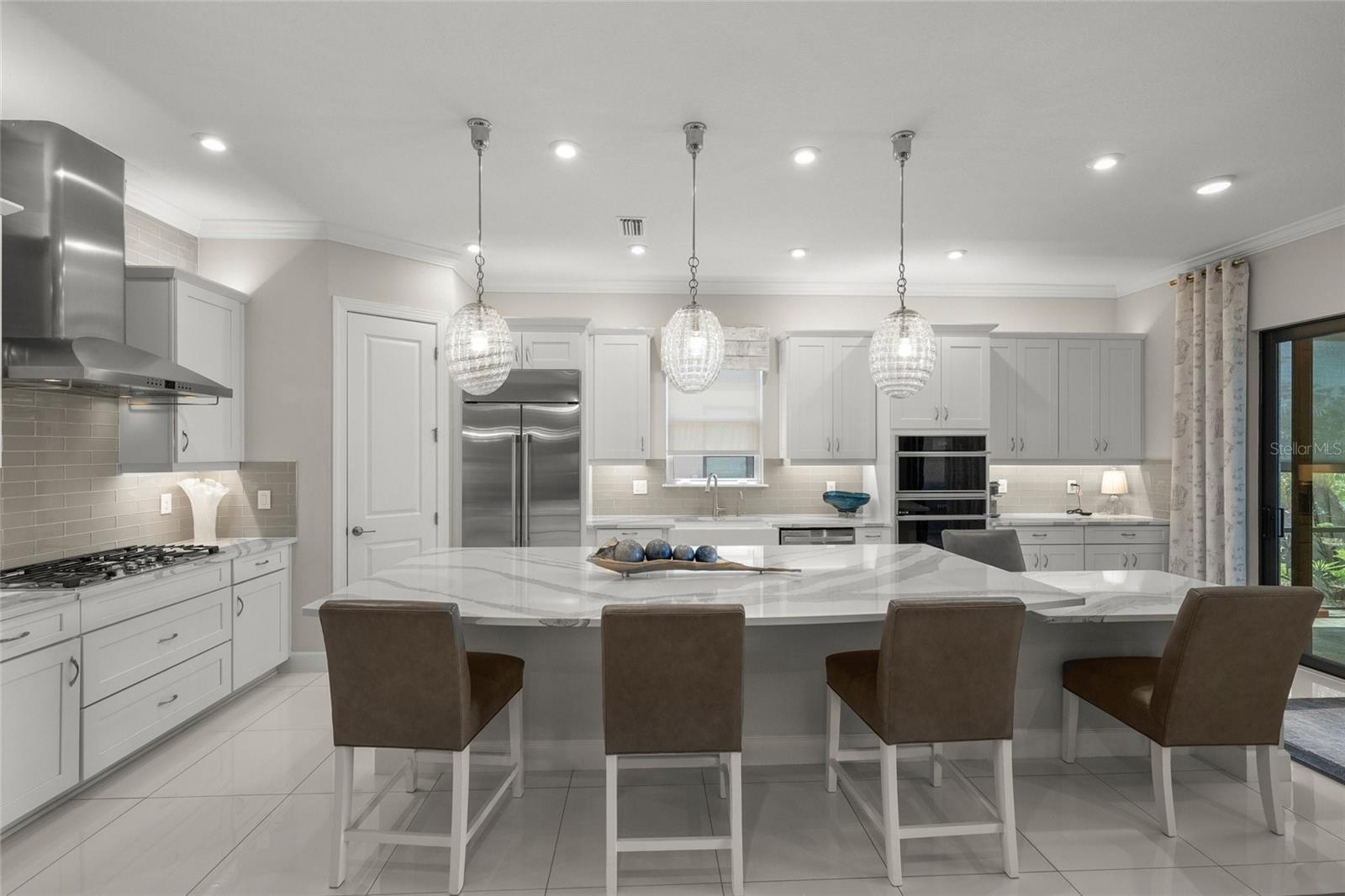 Image 4 of 99 For 4726 Zeno Court