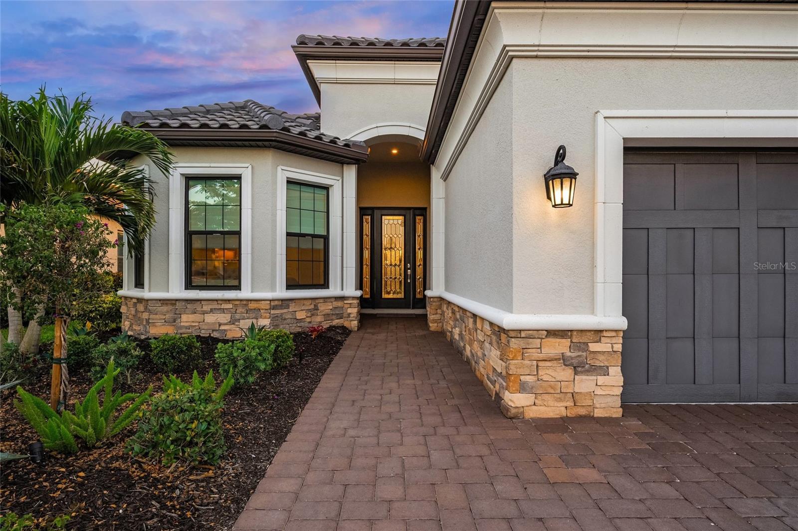 Image 7 of 99 For 4726 Zeno Court