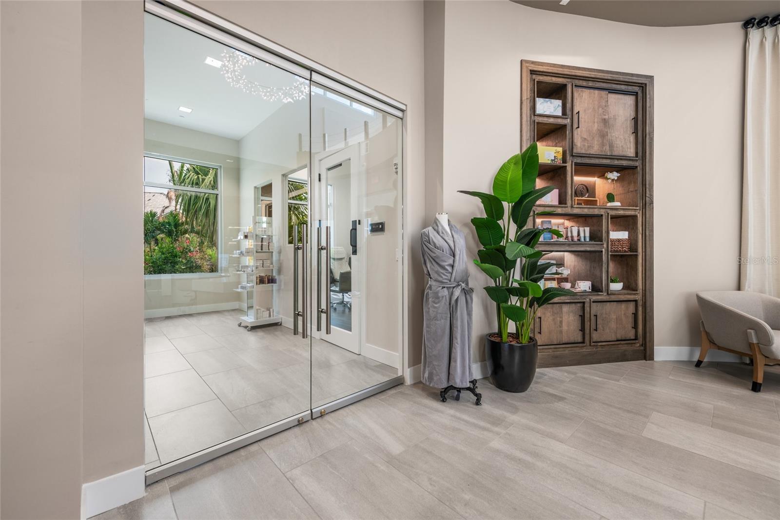 Image 71 of 99 For 4726 Zeno Court