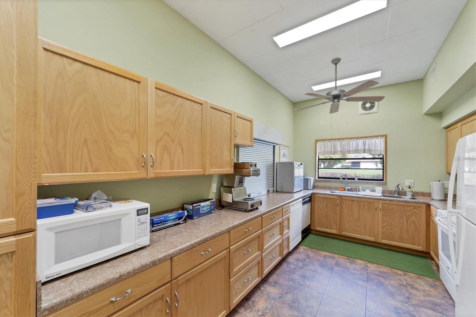Image 33 of 38 For 4169 66th Street Circle W 4169