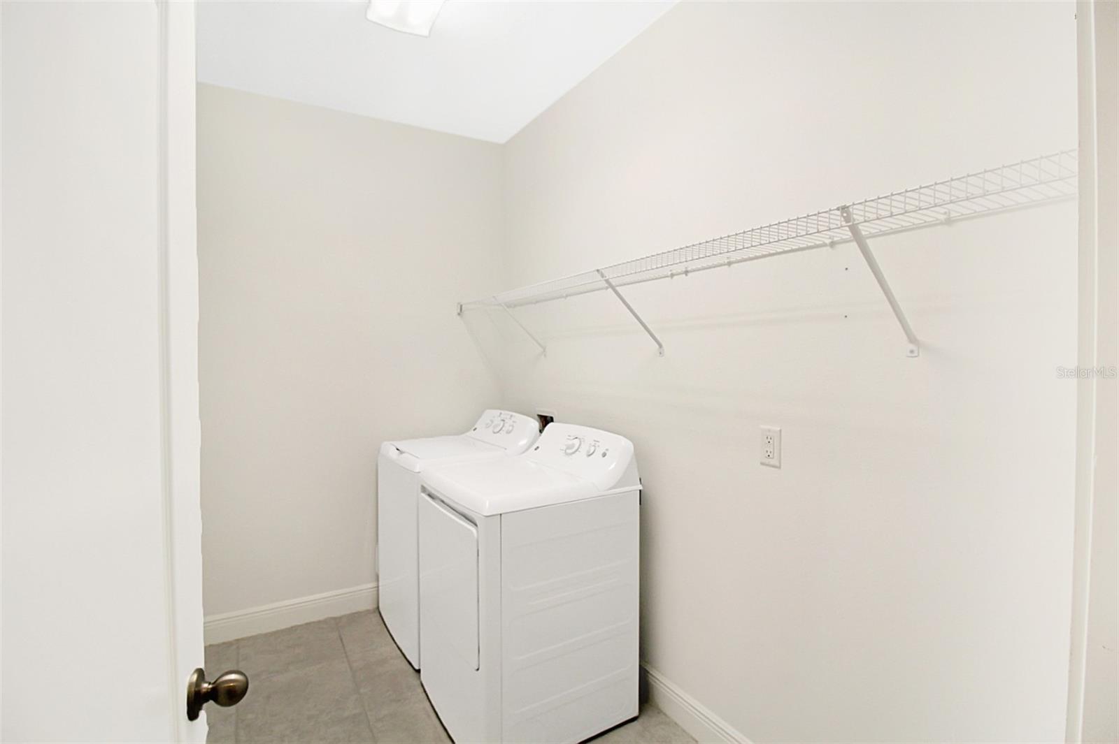 Image 33 of 40 For 4525 Chinkapin Drive