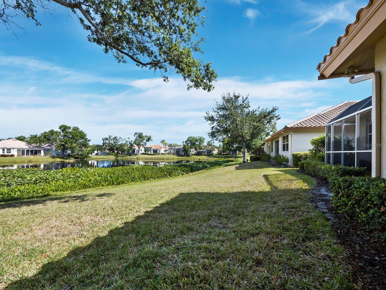 Image 25 of 33 For 3835 Alamanda Drive