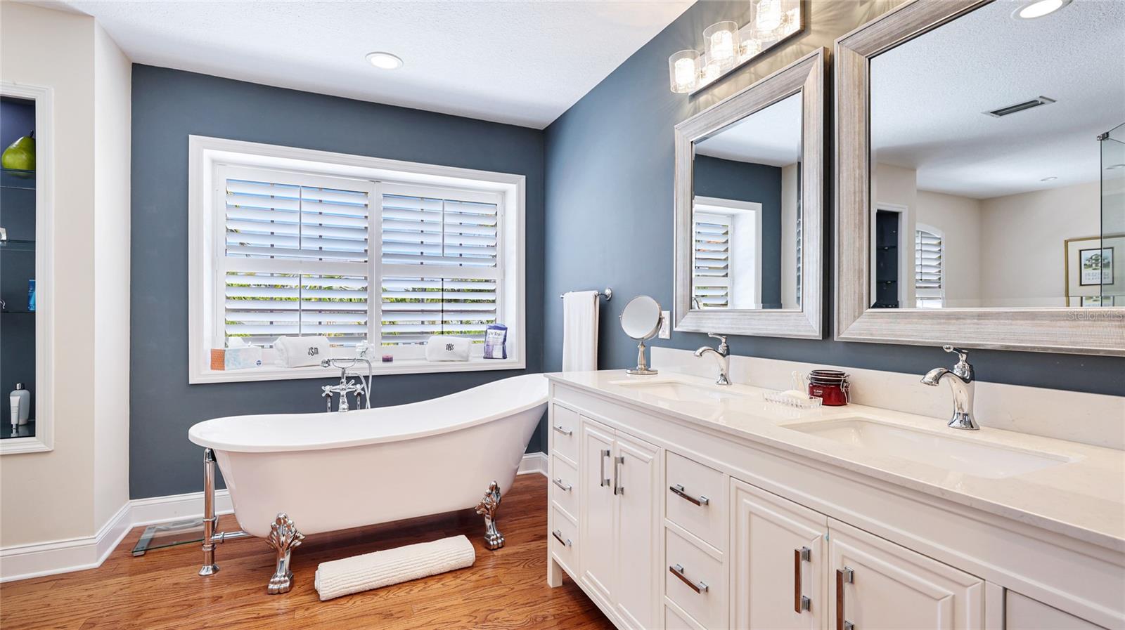 Image 31 of 55 For 9226 13th Avenue Circle Nw