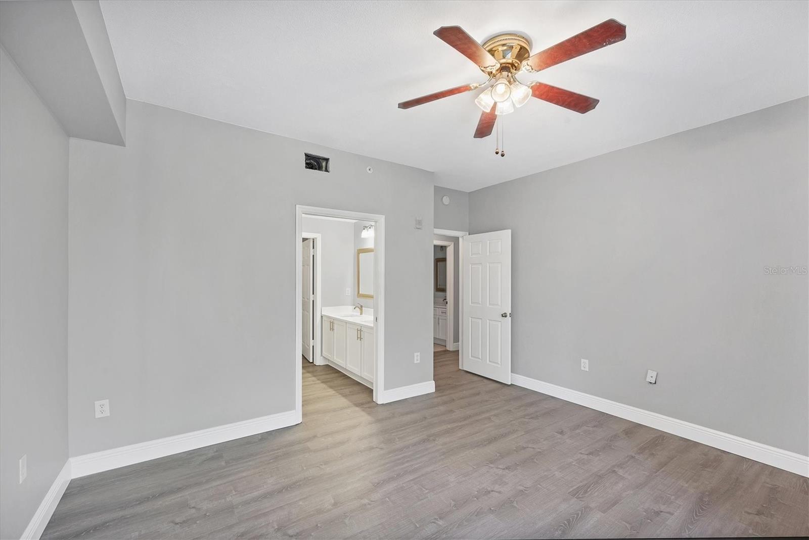 Image 14 of 48 For 5691 Bentgrass Drive 15-101