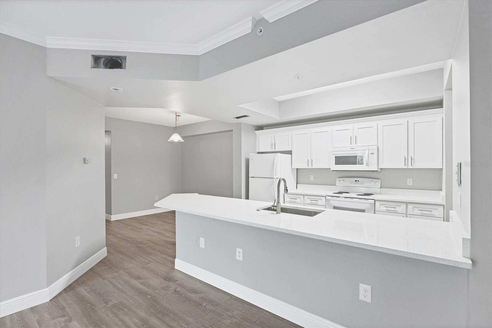 Image 6 of 48 For 5691 Bentgrass Drive 15-101