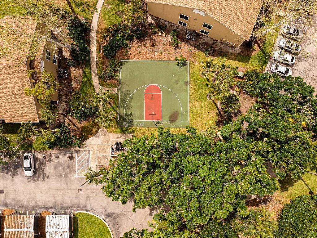 Image 41 of 100 For 4061 Crockers Lake Boulevard 2618