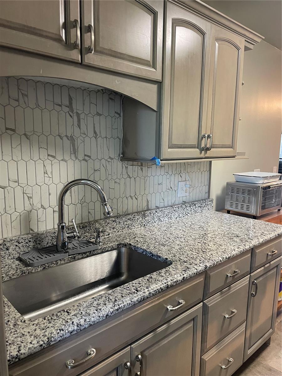 Image 36 of 66 For 150 Harborside Avenue 221