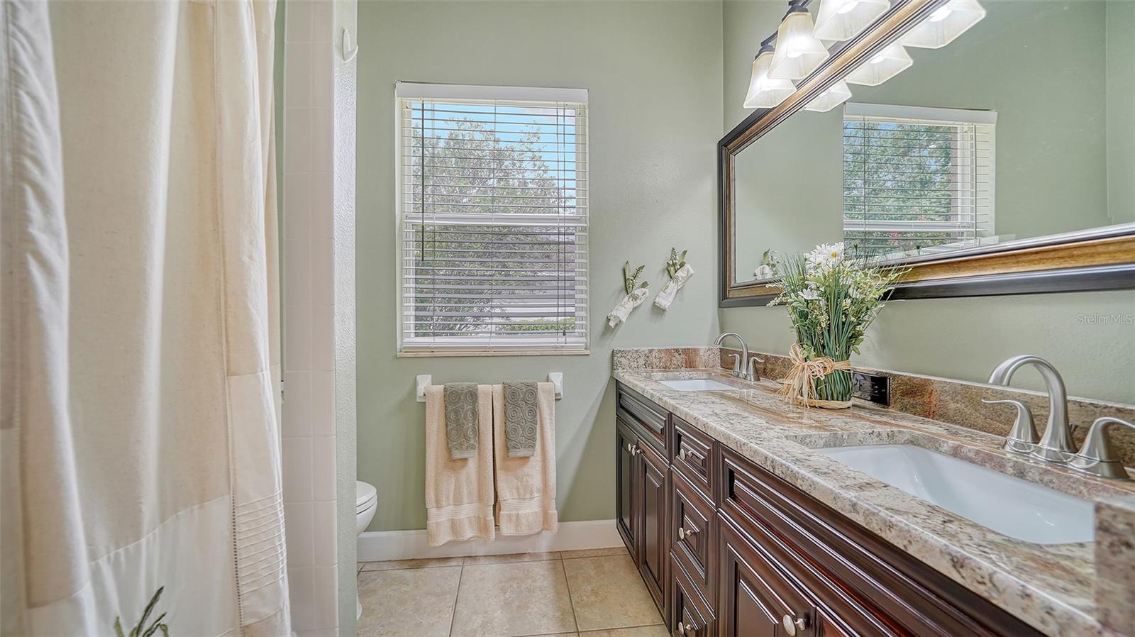 Image 40 of 62 For 11215 Rivers Bluff Circle