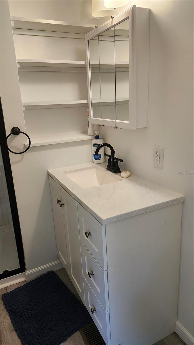 Listing photo id 18 for 2701 16th Street Court W