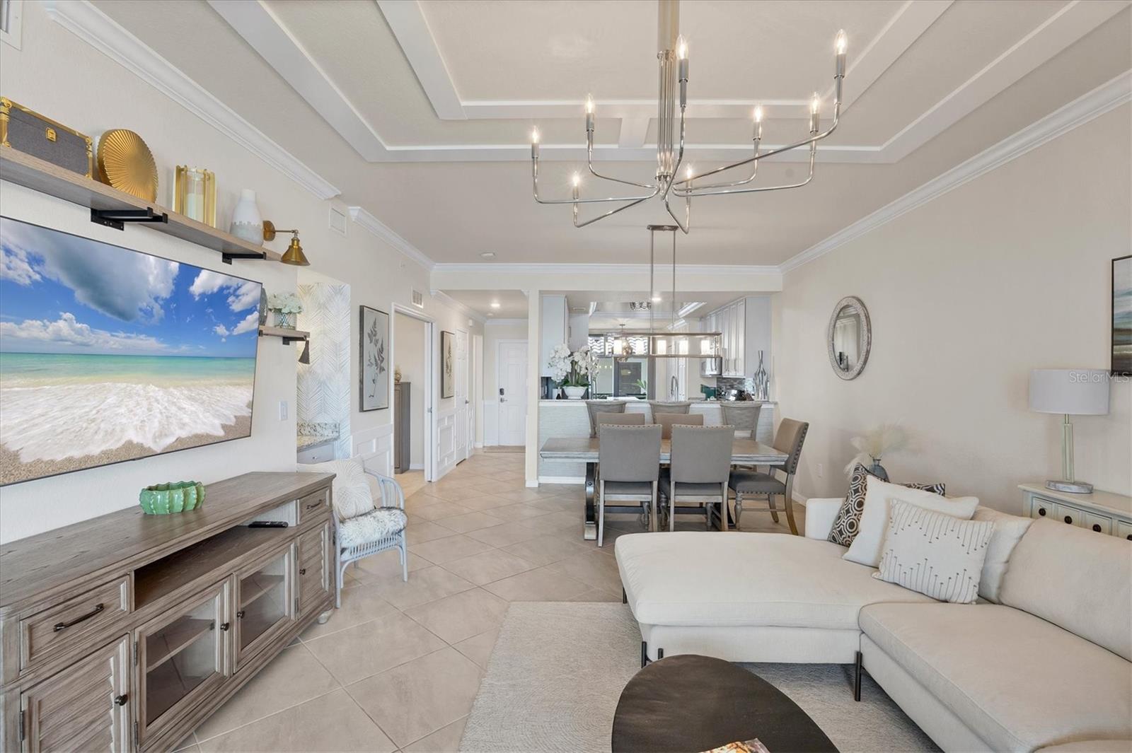 Image 13 of 63 For 5624 Palmer Circle 105