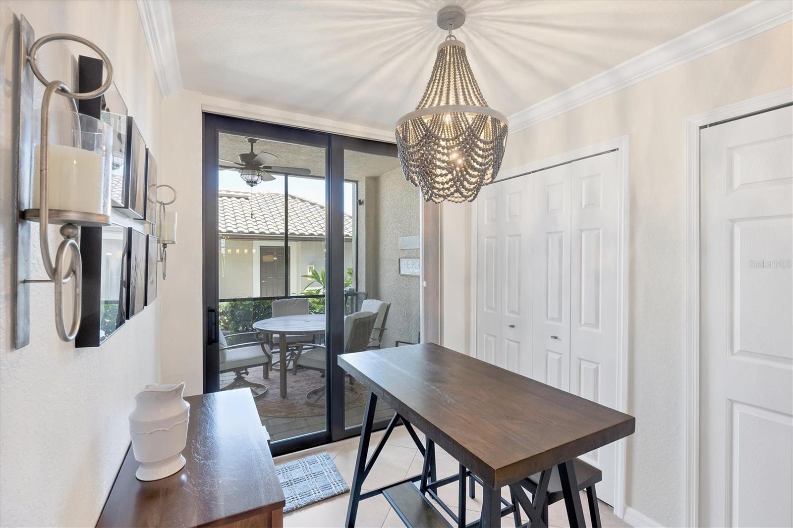 Image 18 of 63 For 5624 Palmer Circle 105
