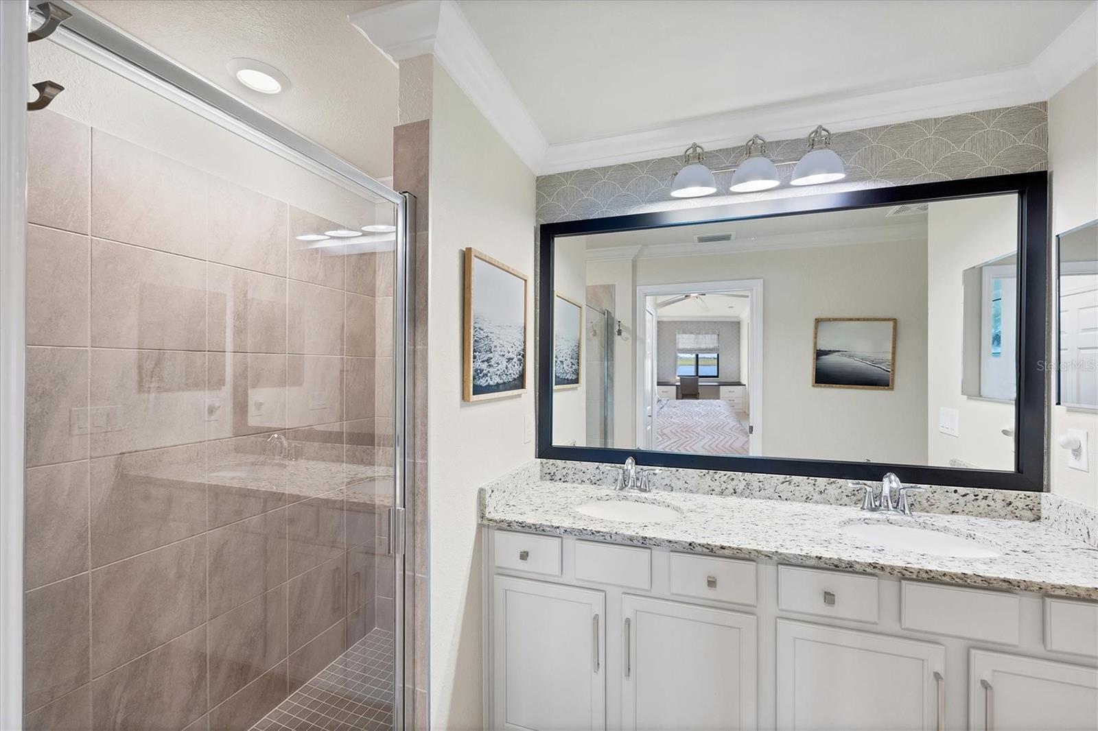 Image 24 of 63 For 5624 Palmer Circle 105