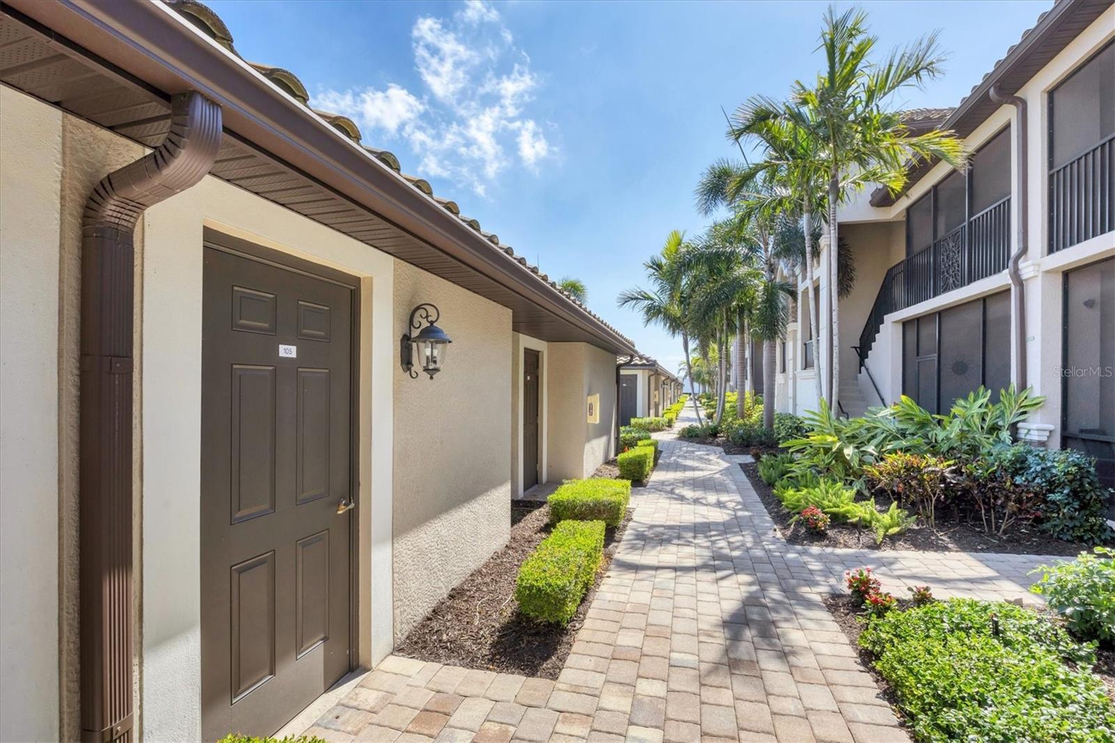 Image 3 of 63 For 5624 Palmer Circle 105