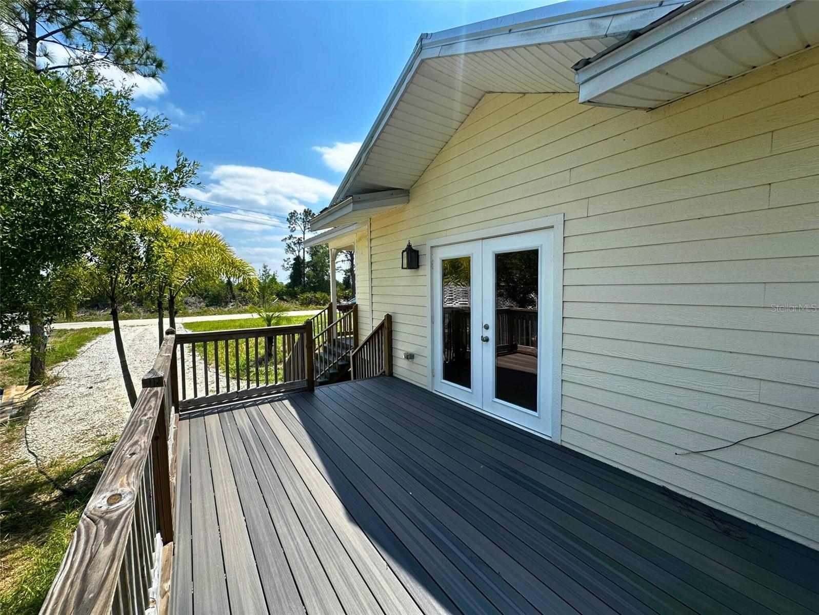 Image 3 of 31 For 8297 Strasse Boulevard