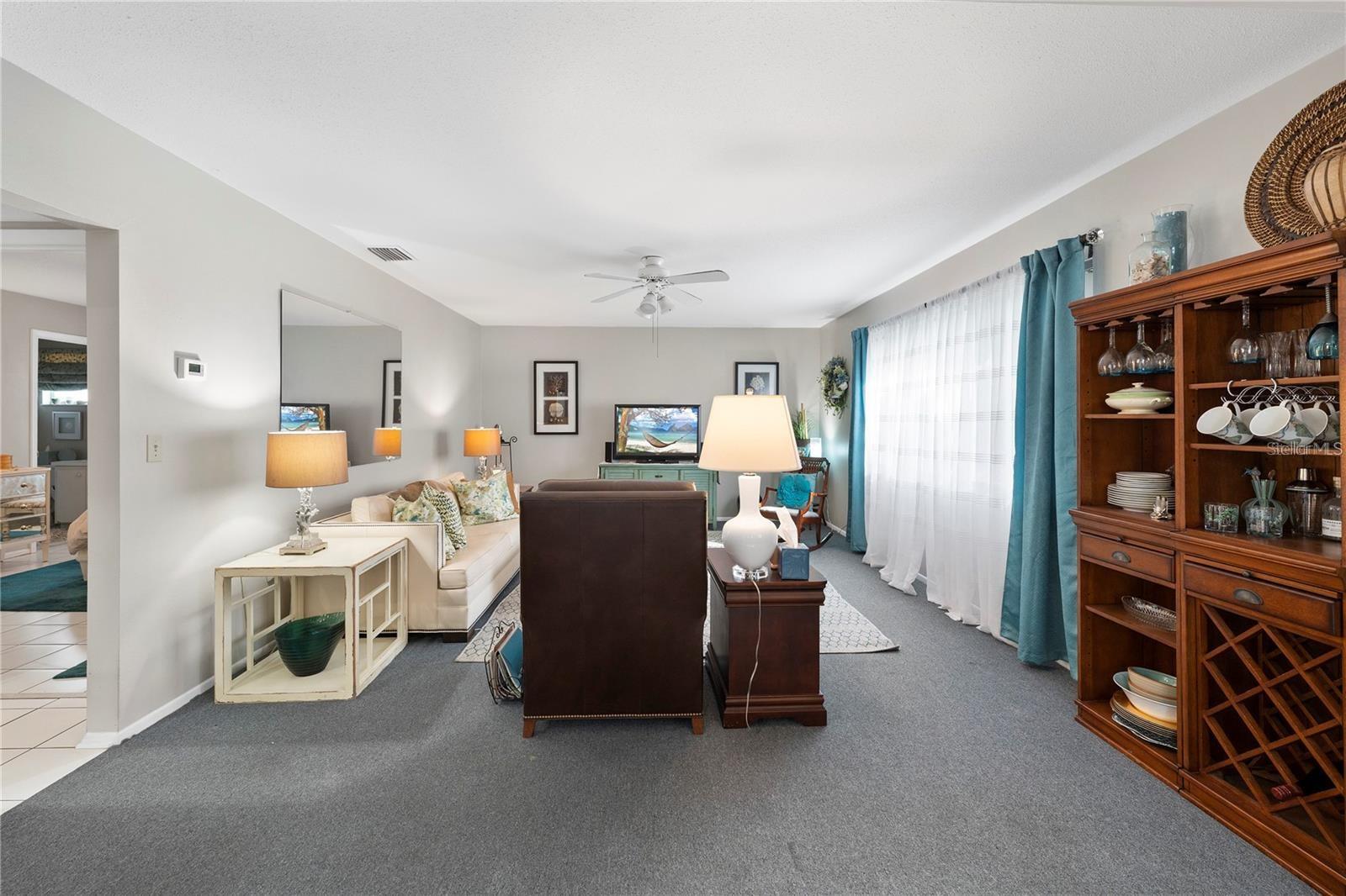 Image 3 of 30 For 5521 Riverbluff Circle V-10
