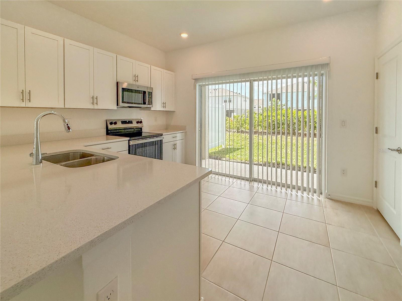 Image 5 of 23 For 8948 Daybreak Street