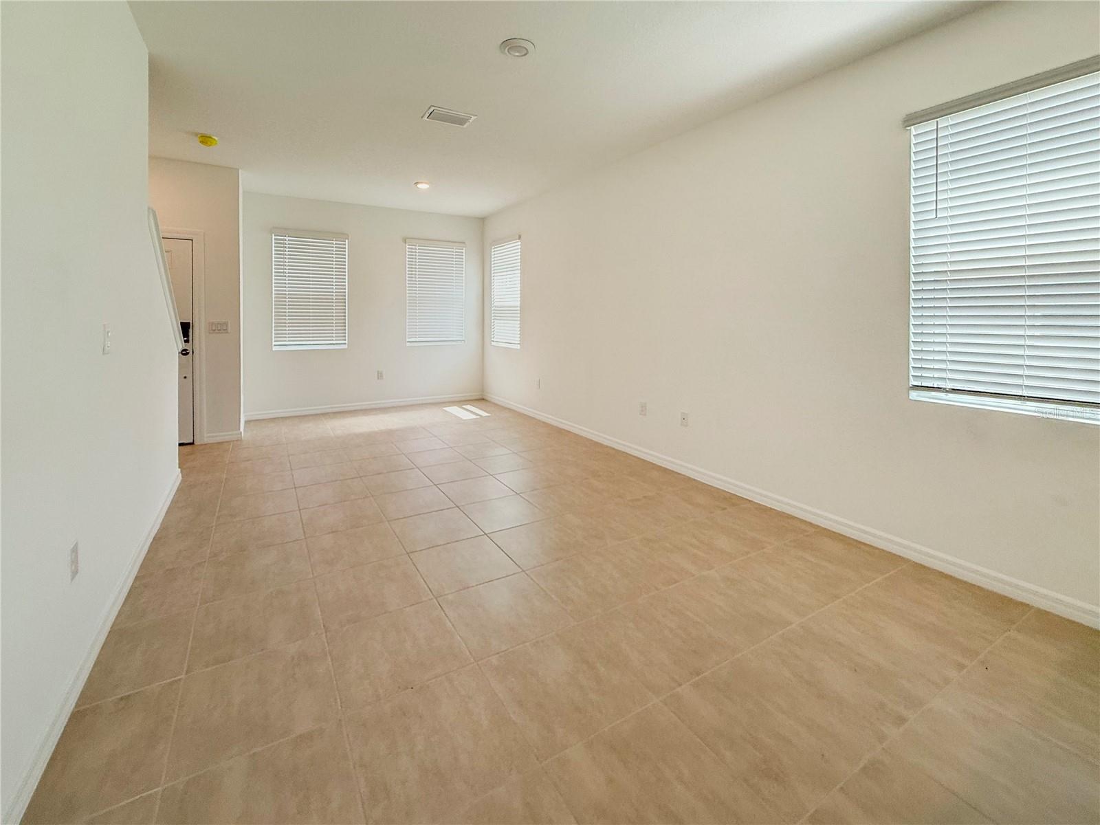 Image 8 of 23 For 8948 Daybreak Street