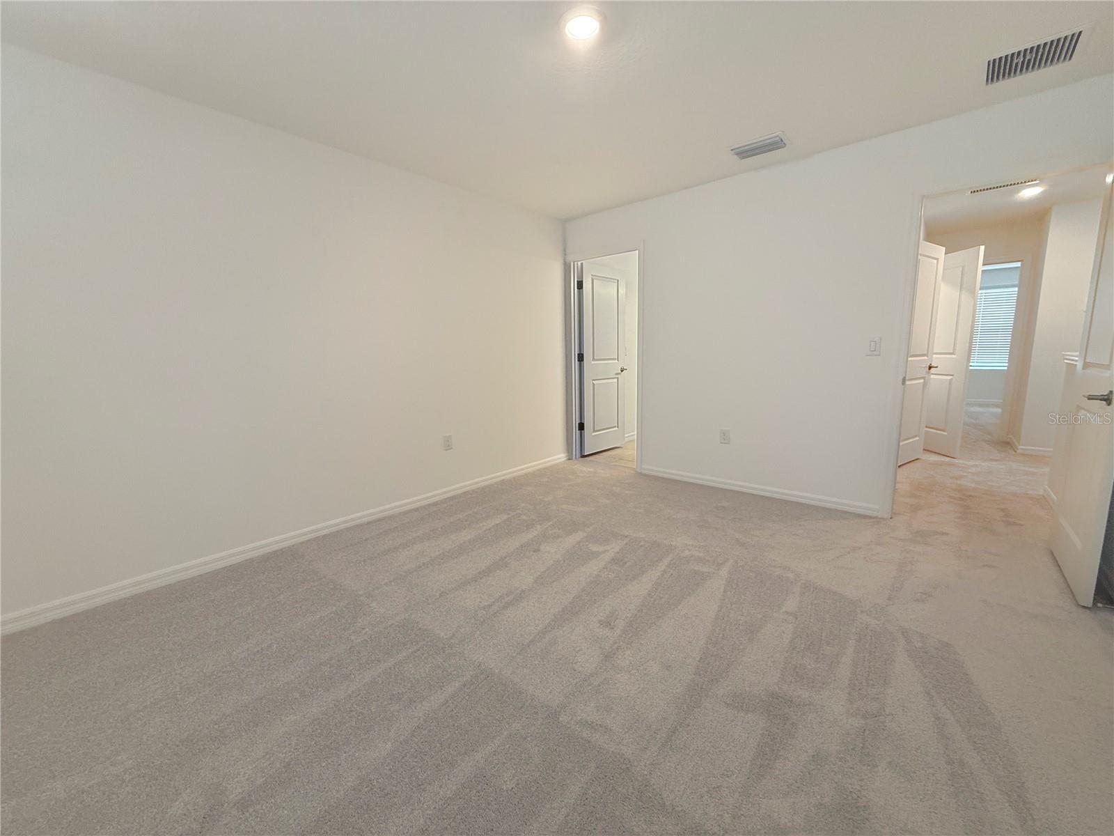 Image 10 of 21 For 8956 Daybreak Street
