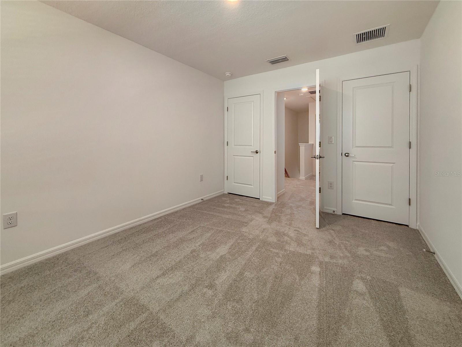 Image 15 of 21 For 8956 Daybreak Street