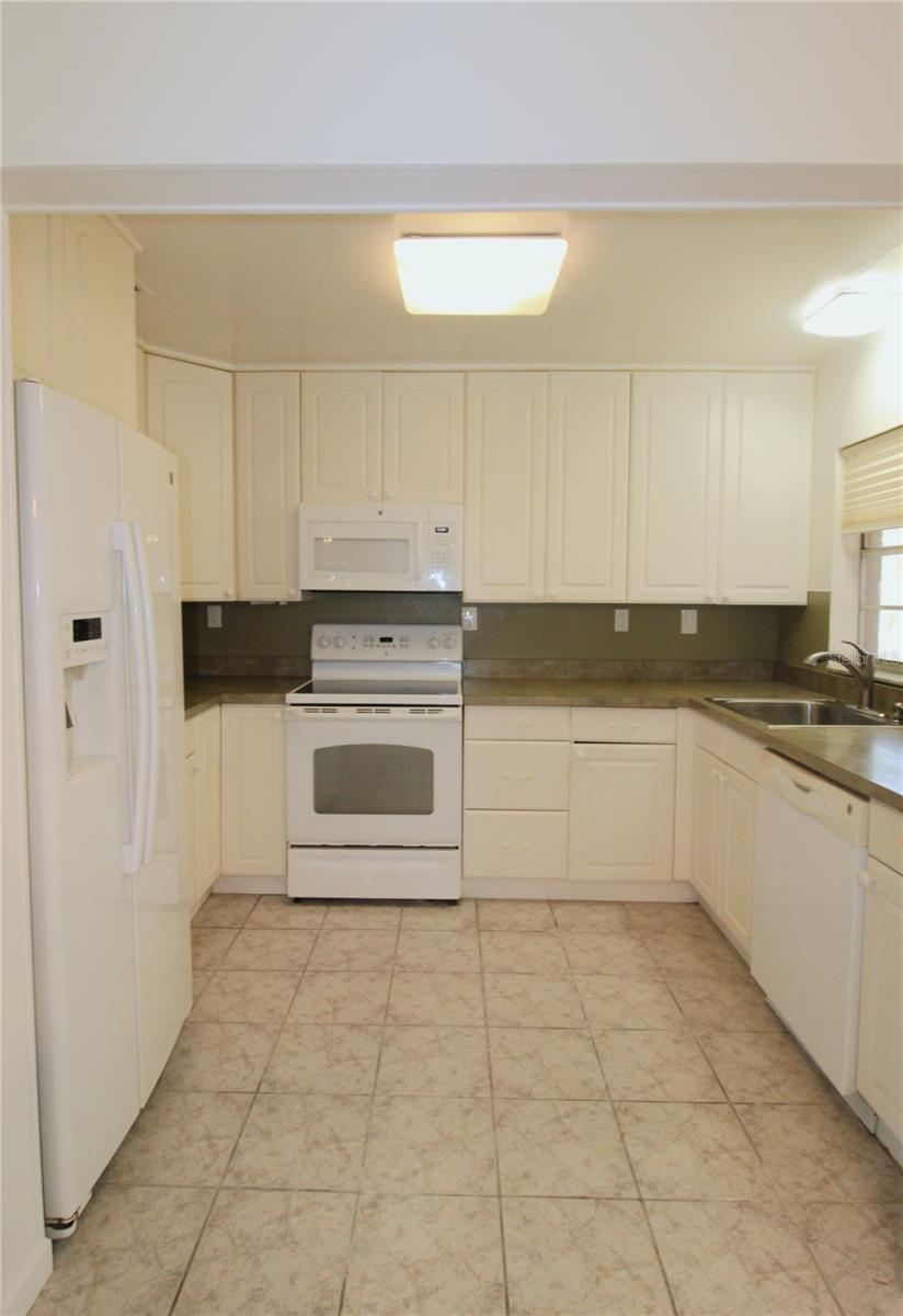 Image 2 of 26 For 6122 Brentwood Avenue