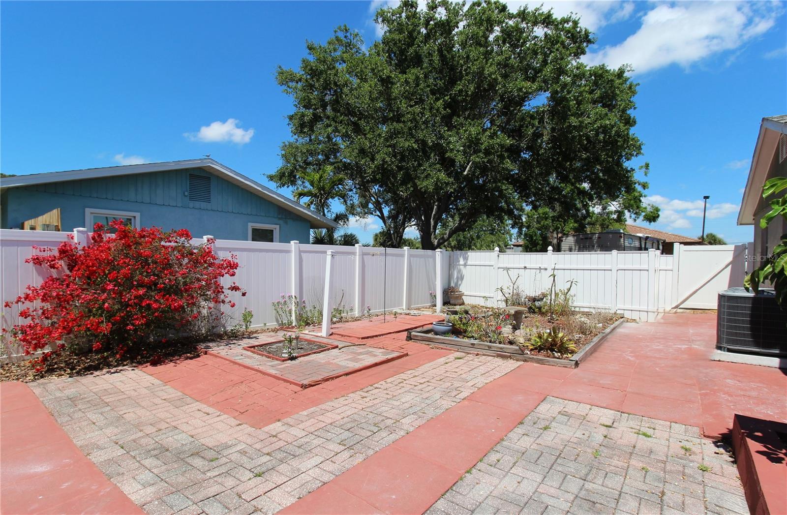 Image 26 of 26 For 6122 Brentwood Avenue