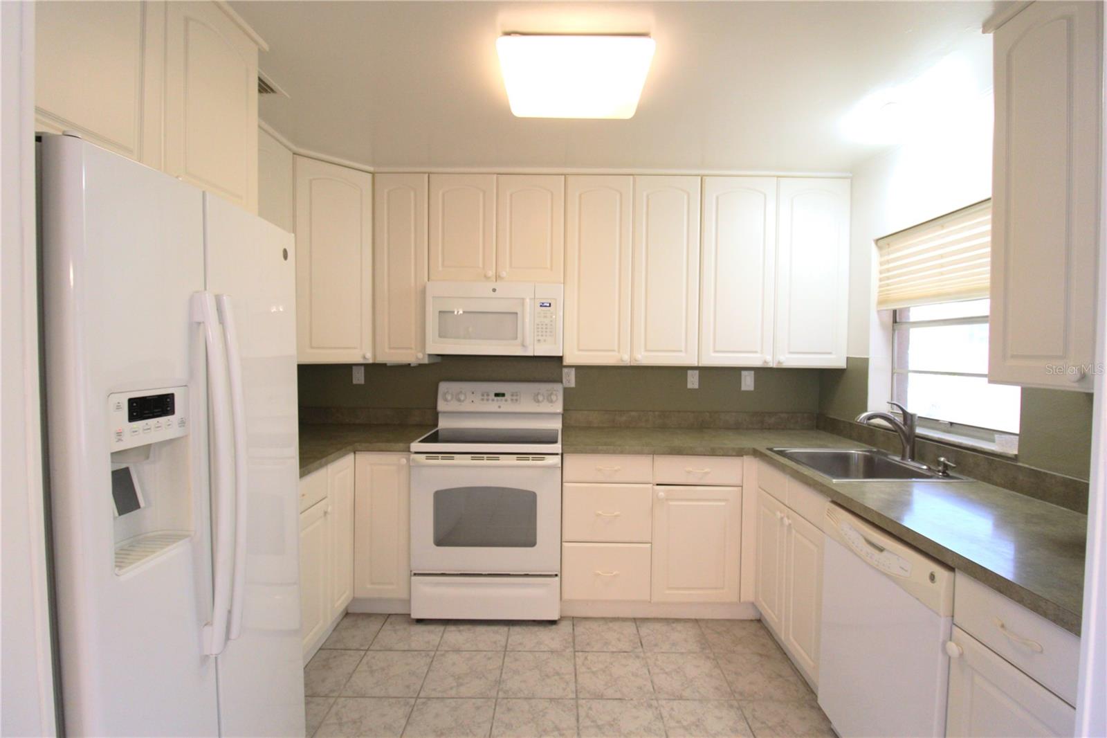 Image 3 of 26 For 6122 Brentwood Avenue