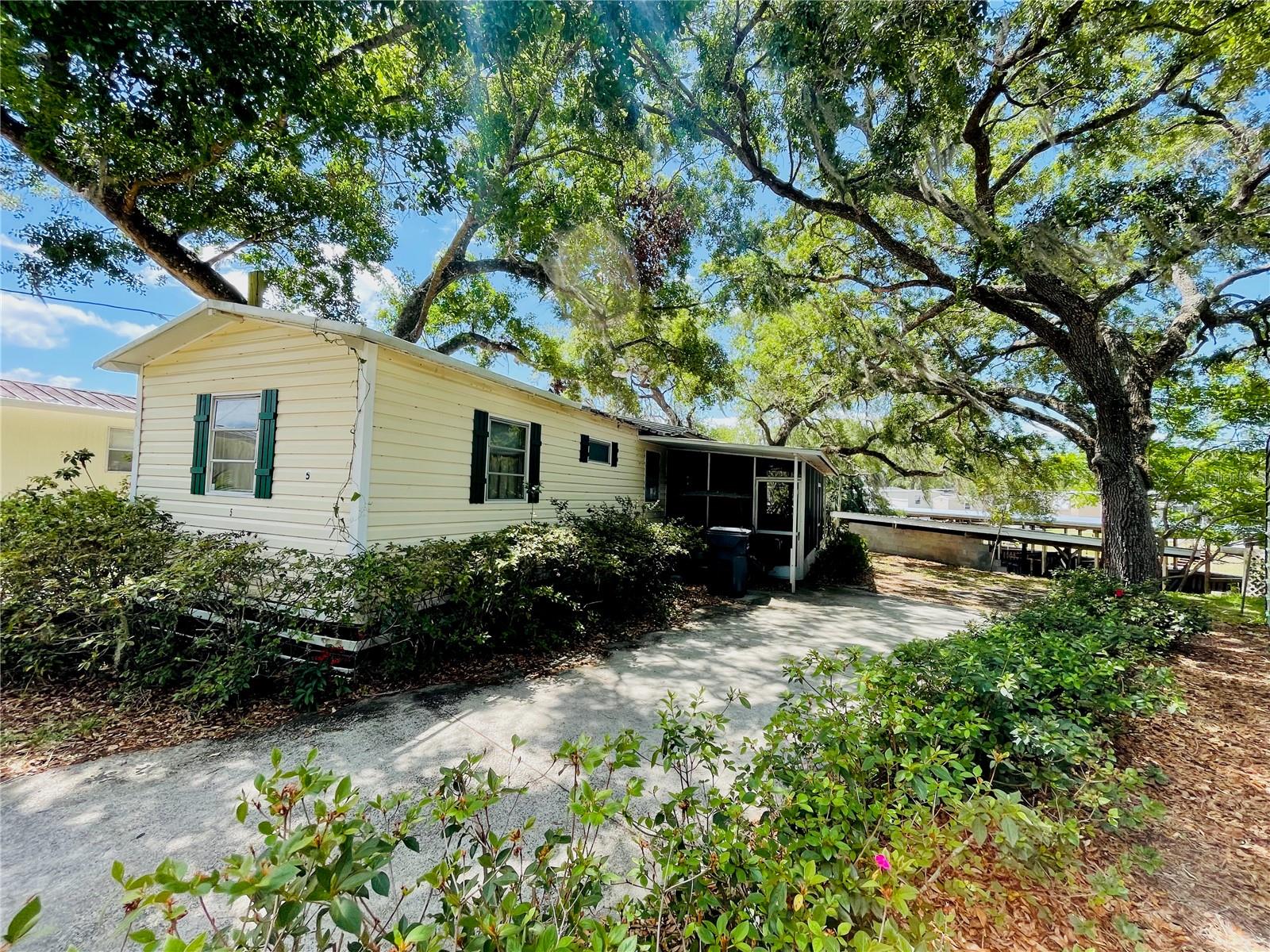 Details for 5 Anchor Inn Road, LAKE WALES, FL 33898