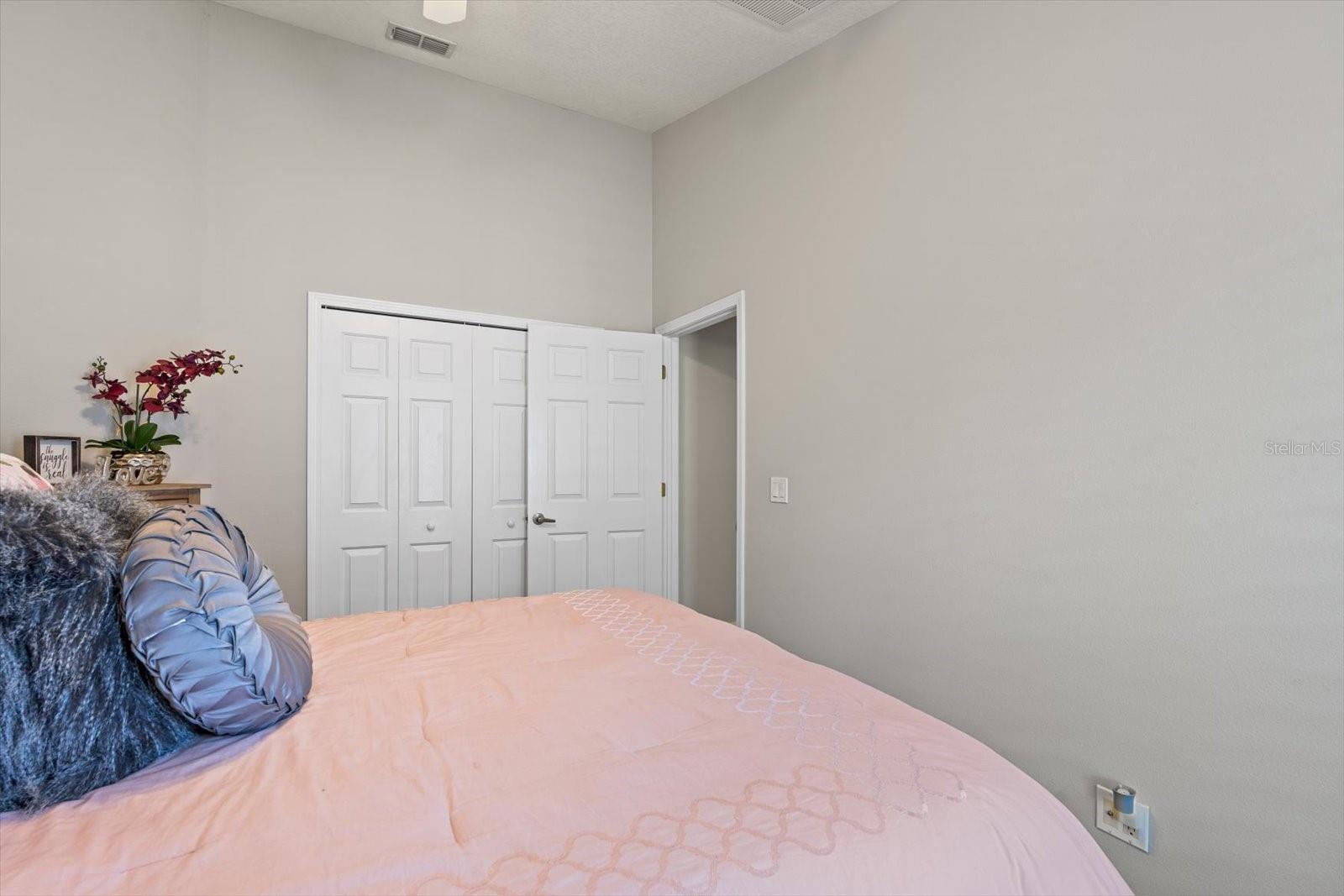Image 34 of 50 For 4904 58th Terrace E