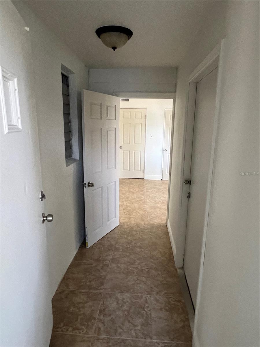 Image 11 of 18 For 21274 Coulton Avenue