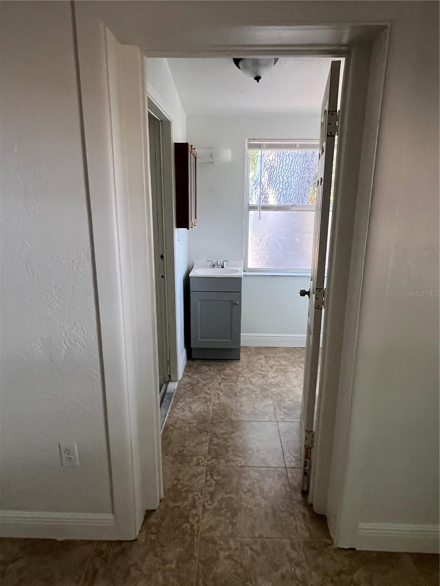 Image 12 of 18 For 21274 Coulton Avenue