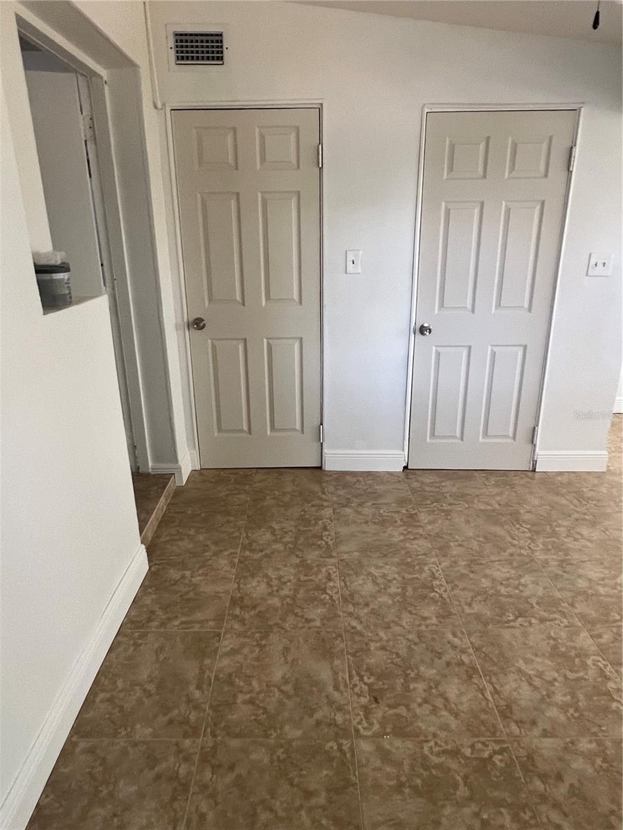 Image 16 of 18 For 21274 Coulton Avenue
