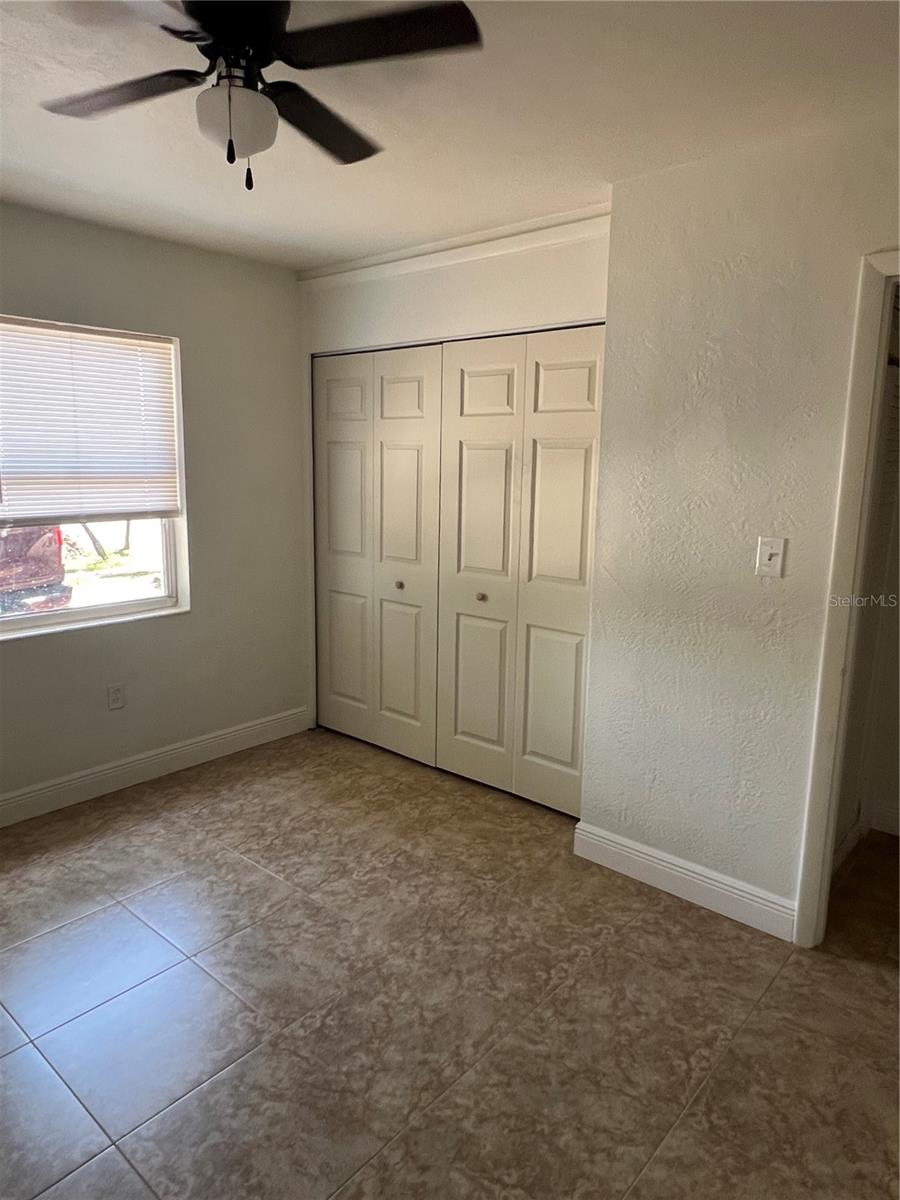 Image 5 of 18 For 21274 Coulton Avenue