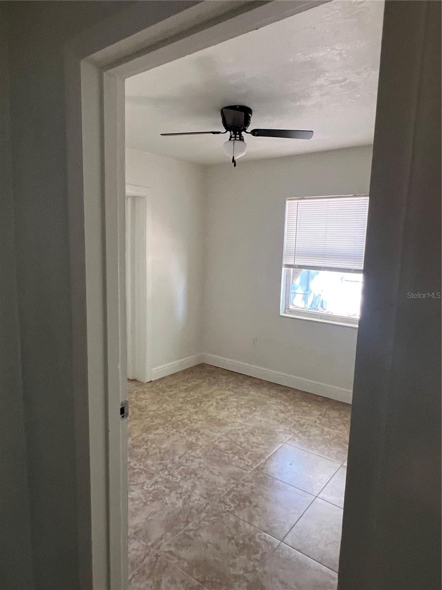 Image 8 of 18 For 21274 Coulton Avenue