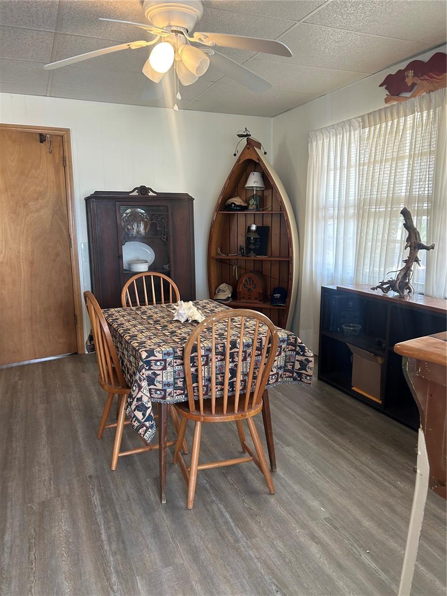 Image 11 of 20 For 406 49th Avenue Drive W
