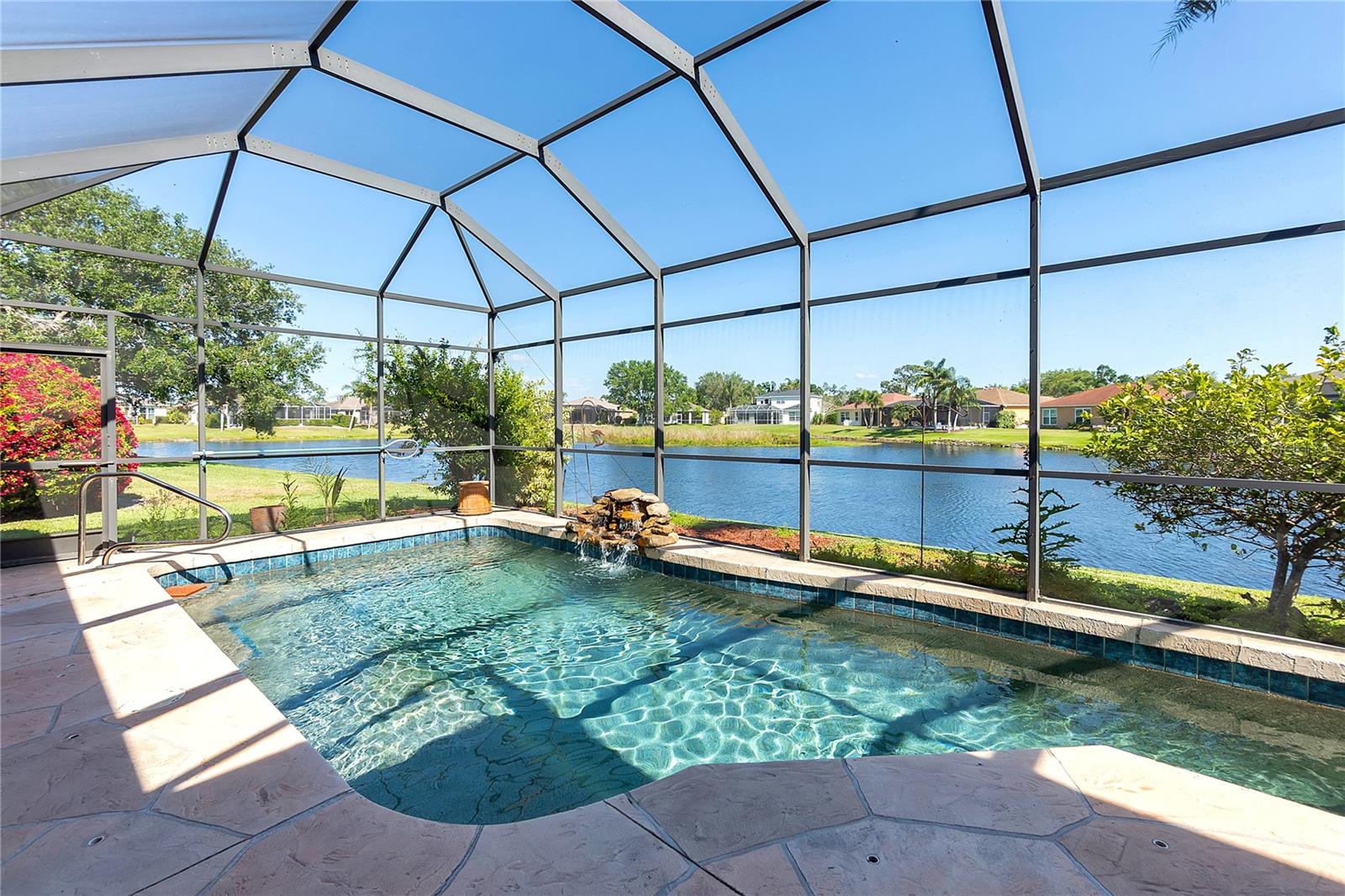 Image 4 of 52 For 4918 Avon Lane