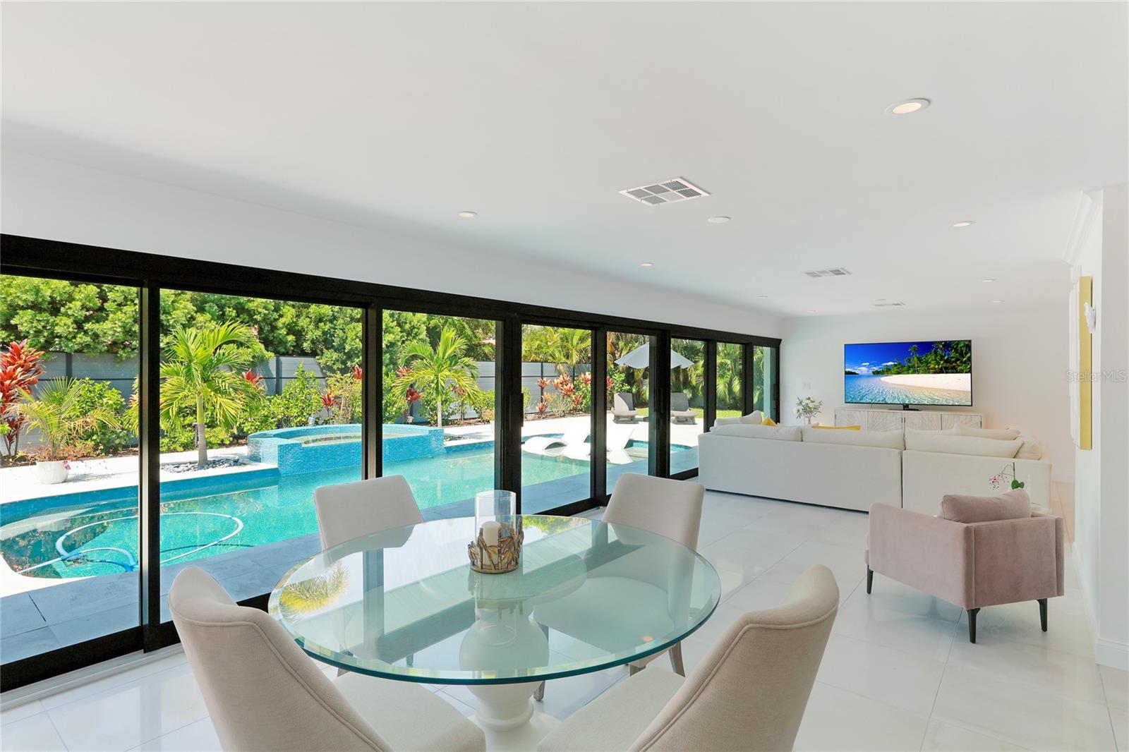Image 7 of 20 For 526 Bird Key Drive