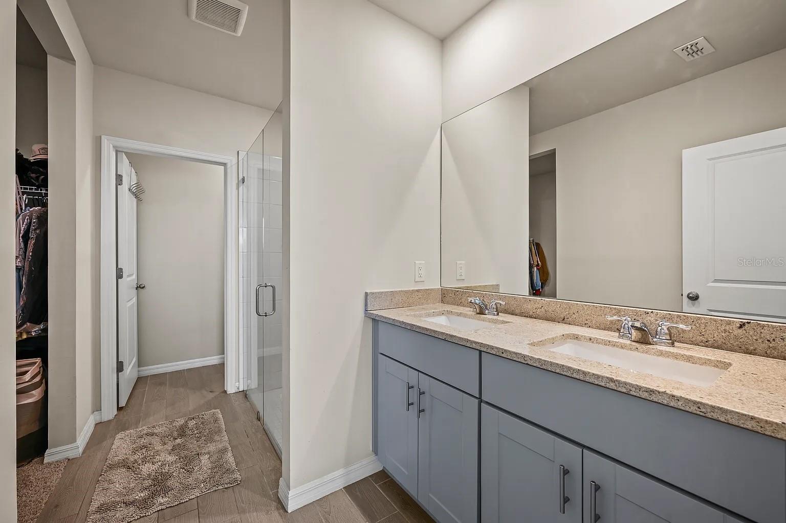 Image 10 of 21 For 43705 Cattleman Drive