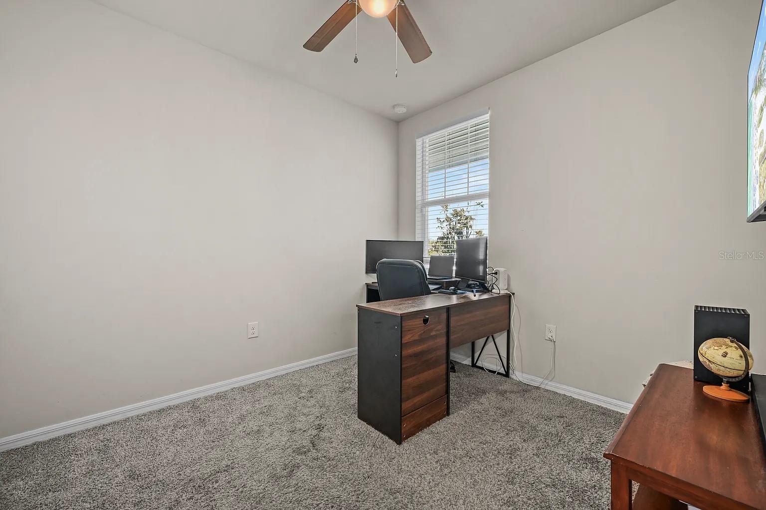 Image 13 of 21 For 43705 Cattleman Drive