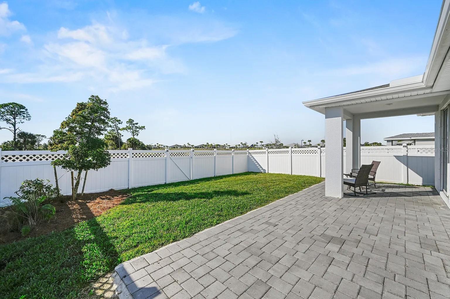 Image 7 of 21 For 43705 Cattleman Drive